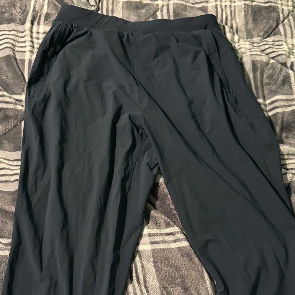 Gray/Blue Lululemon Men’s Athletic Joggers